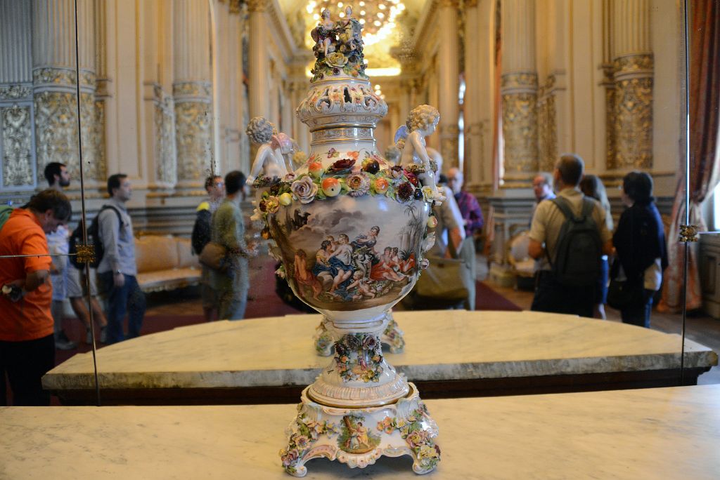 34 Colourfully Painted Urn Golden Room Salon Dorado Teatro Colon Buenos Aires